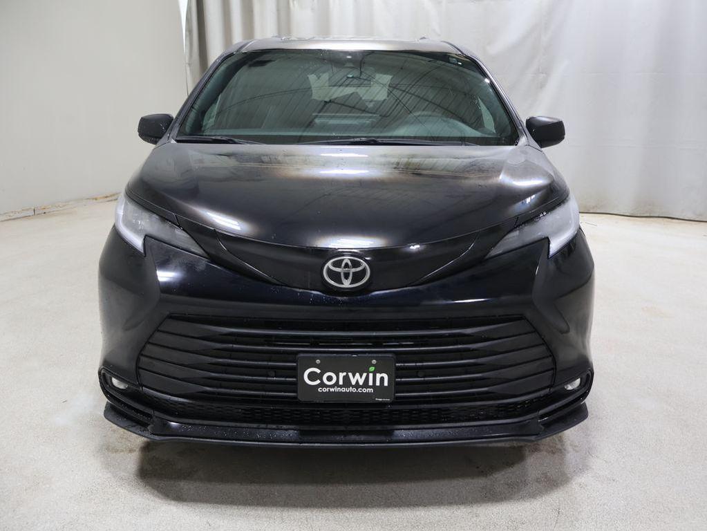 new 2026 Toyota Sienna car, priced at $53,810