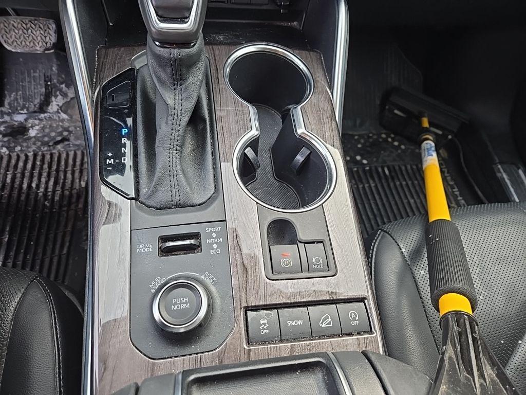 used 2020 Toyota Highlander car, priced at $34,941