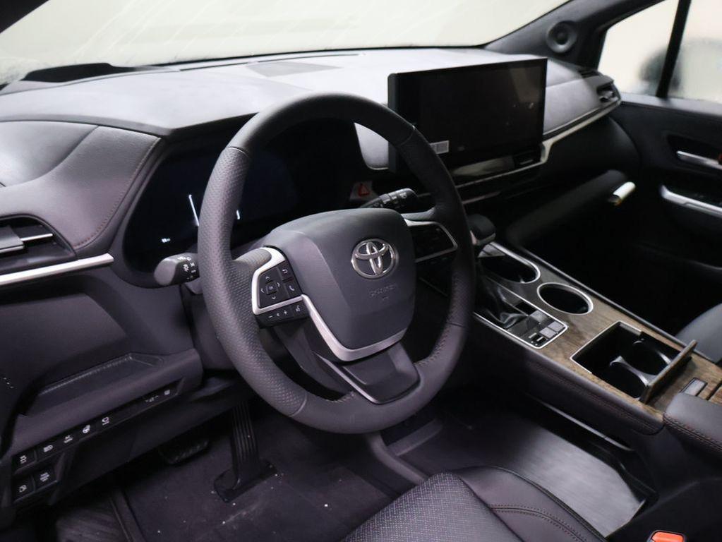 new 2026 Toyota Sienna car, priced at $61,989