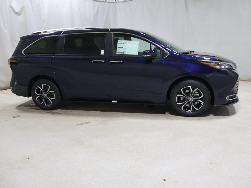 new 2026 Toyota Sienna car, priced at $61,095