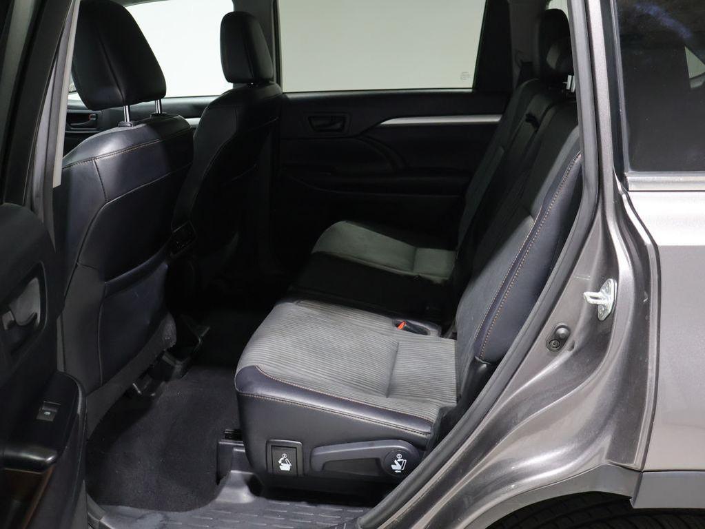 used 2017 Toyota Highlander car, priced at $15,317