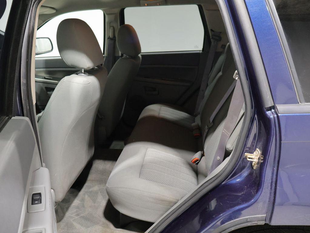 used 2006 Jeep Grand Cherokee car, priced at $4,825