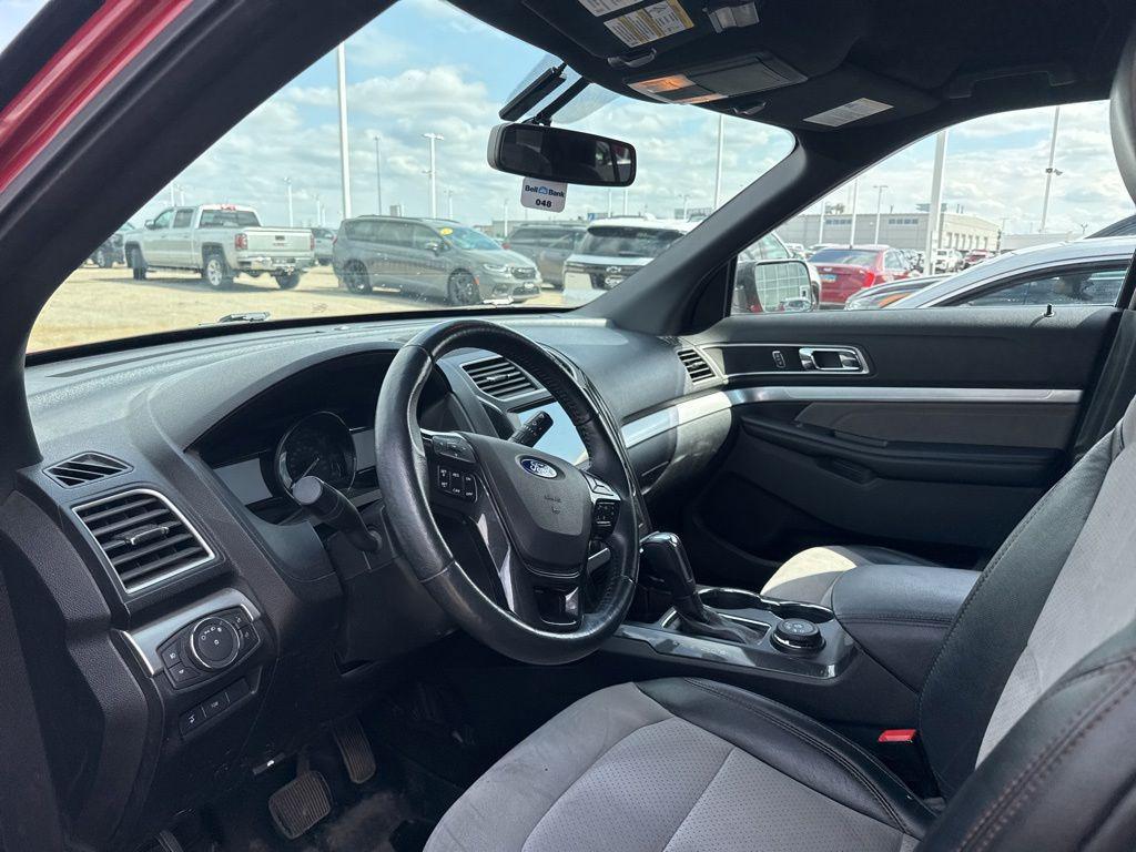 used 2017 Ford Explorer car