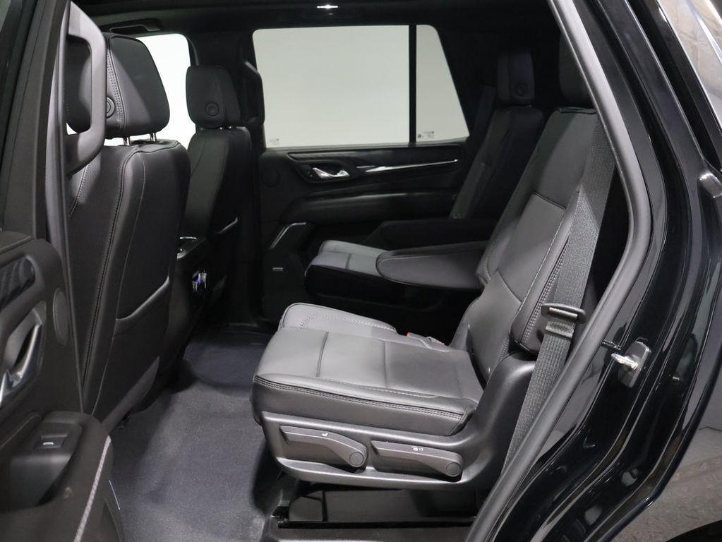 used 2024 GMC Yukon car, priced at $69,873