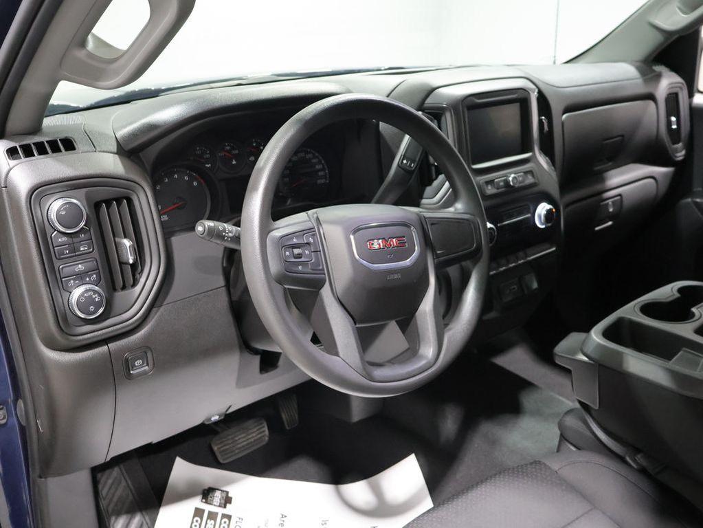 used 2023 GMC Sierra 1500 car, priced at $33,843