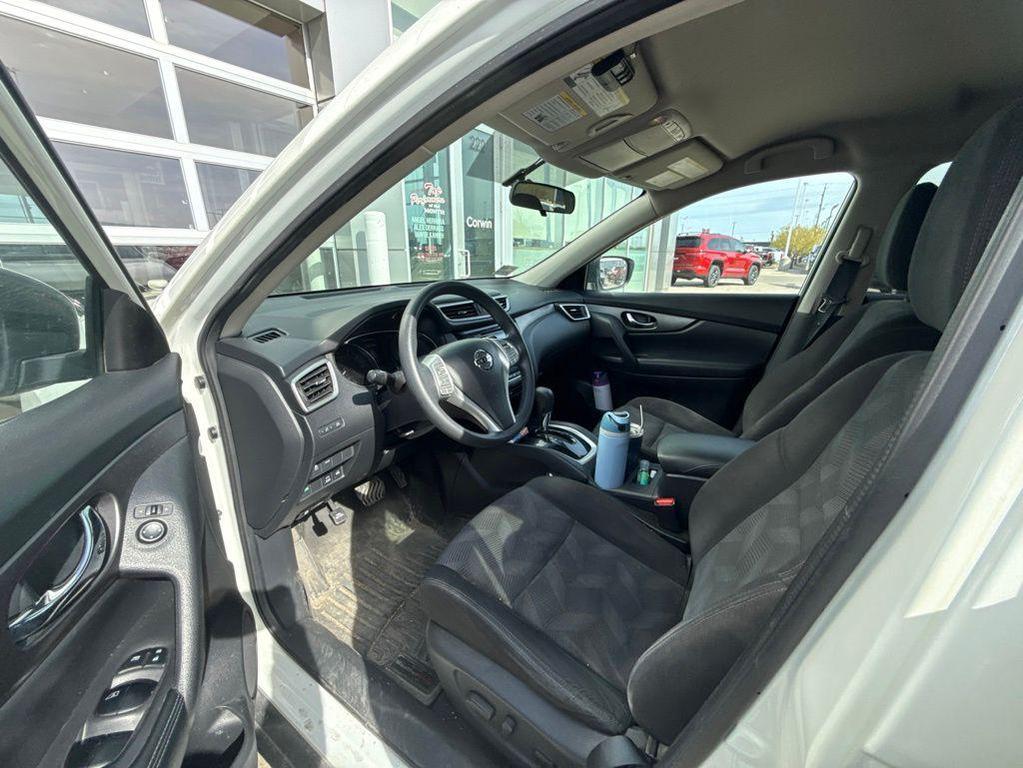 used 2016 Nissan Rogue car, priced at $8,922