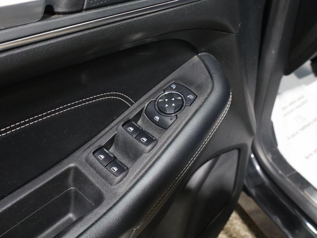 used 2023 Ford Edge car, priced at $19,614