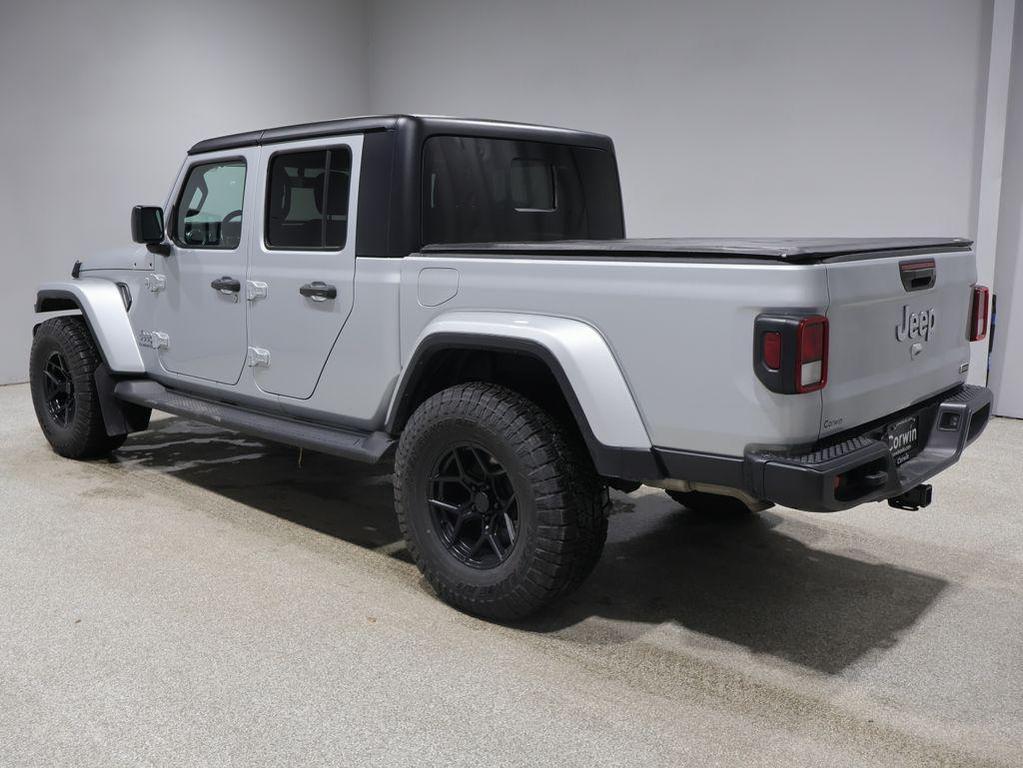 used 2022 Jeep Gladiator car, priced at $30,492