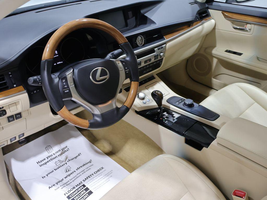 used 2014 Lexus ES 300h car, priced at $17,578