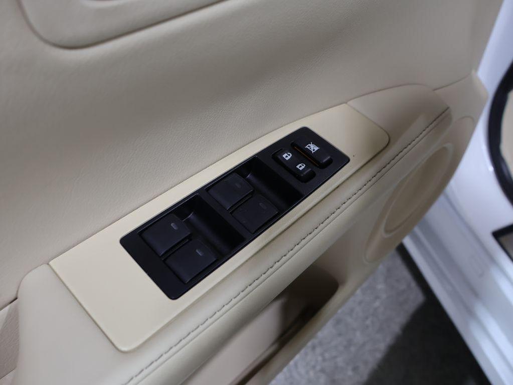 used 2014 Lexus ES 300h car, priced at $17,578