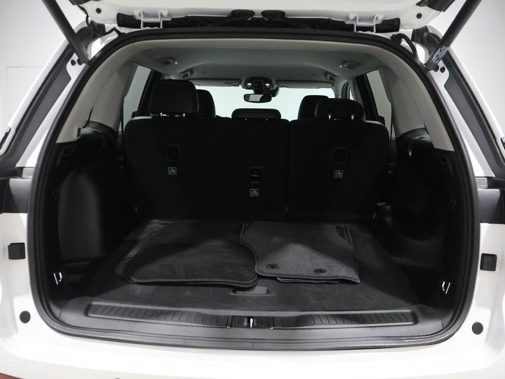 used 2024 Jeep Grand Cherokee car, priced at $31,430