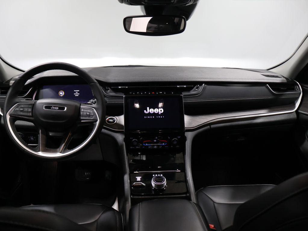 used 2024 Jeep Grand Cherokee car, priced at $31,430
