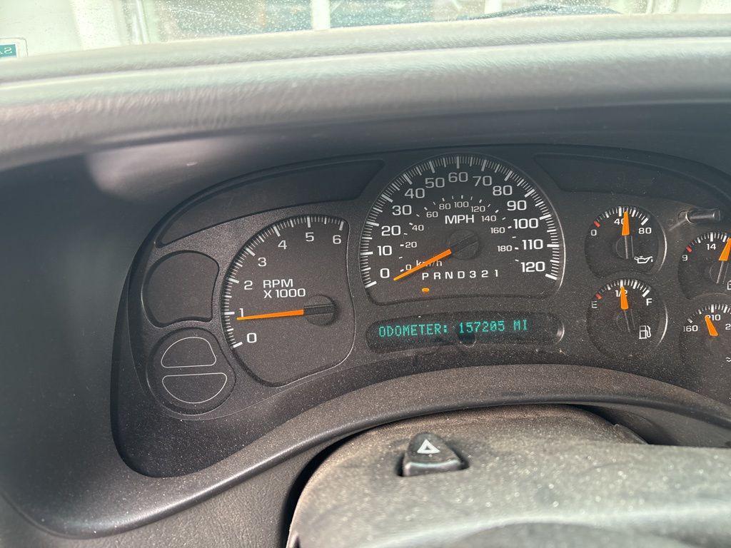 used 2006 Chevrolet Avalanche car, priced at $6,999