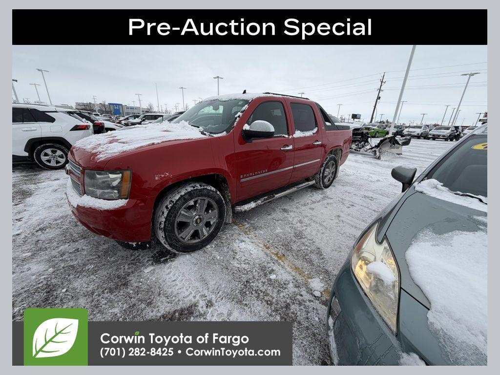 used 2009 Chevrolet Avalanche car, priced at $7,500