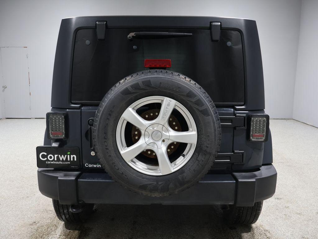 used 2016 Jeep Wrangler Unlimited car, priced at $18,573