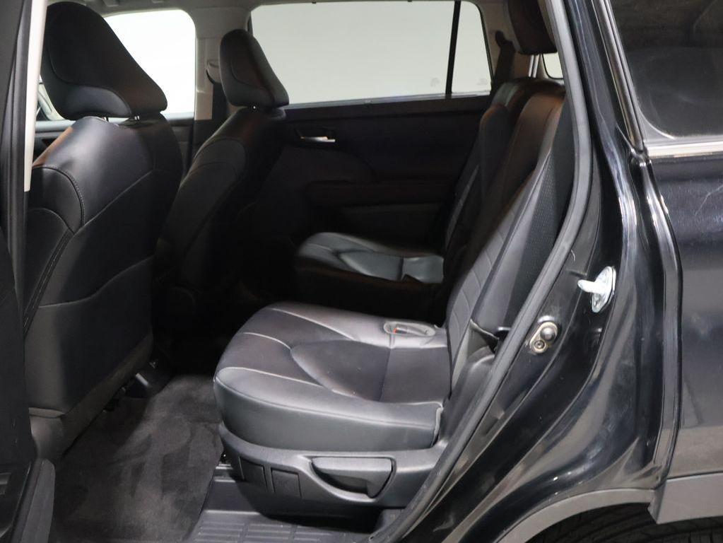 used 2023 Toyota Highlander car, priced at $34,985