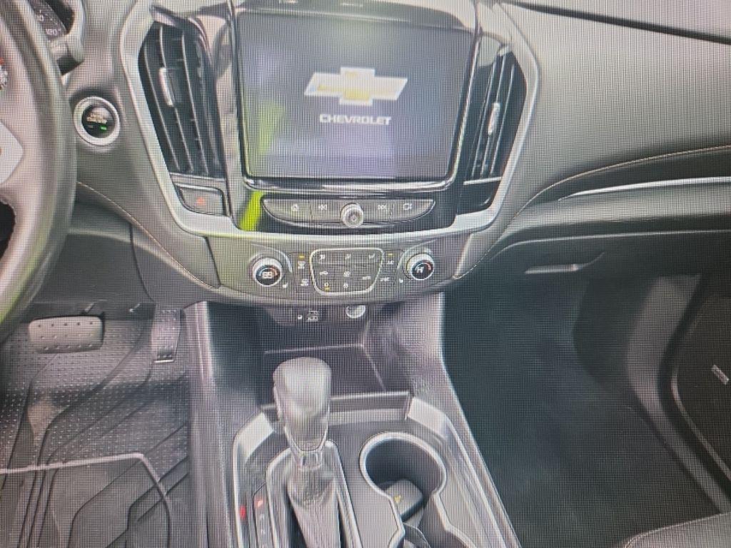 used 2021 Chevrolet Traverse car, priced at $31,886
