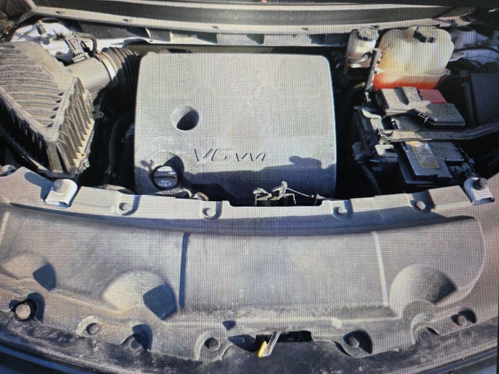 used 2021 Chevrolet Traverse car, priced at $31,886