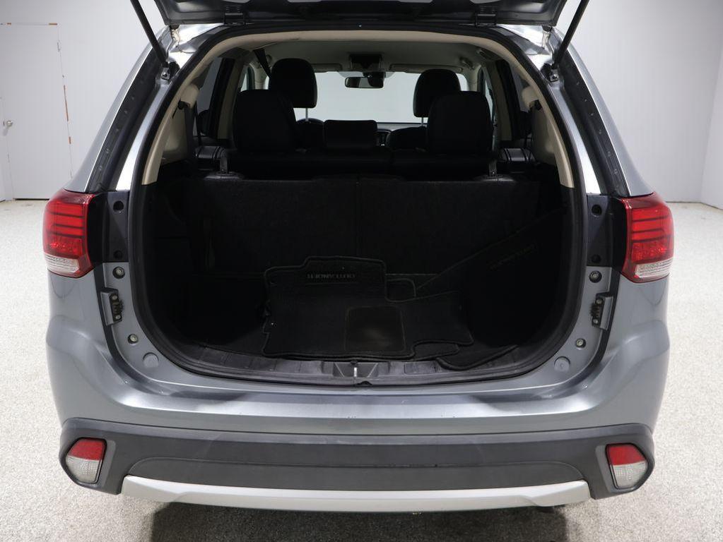 used 2016 Mitsubishi Outlander car, priced at $10,399