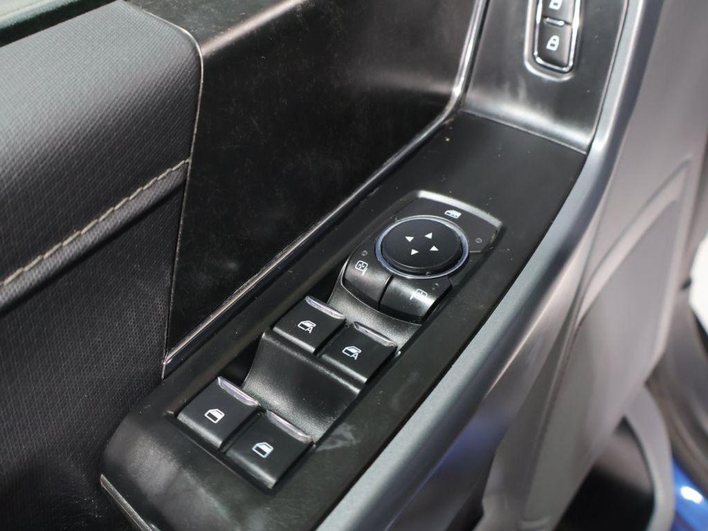 used 2023 Ford F-150 car, priced at $33,663