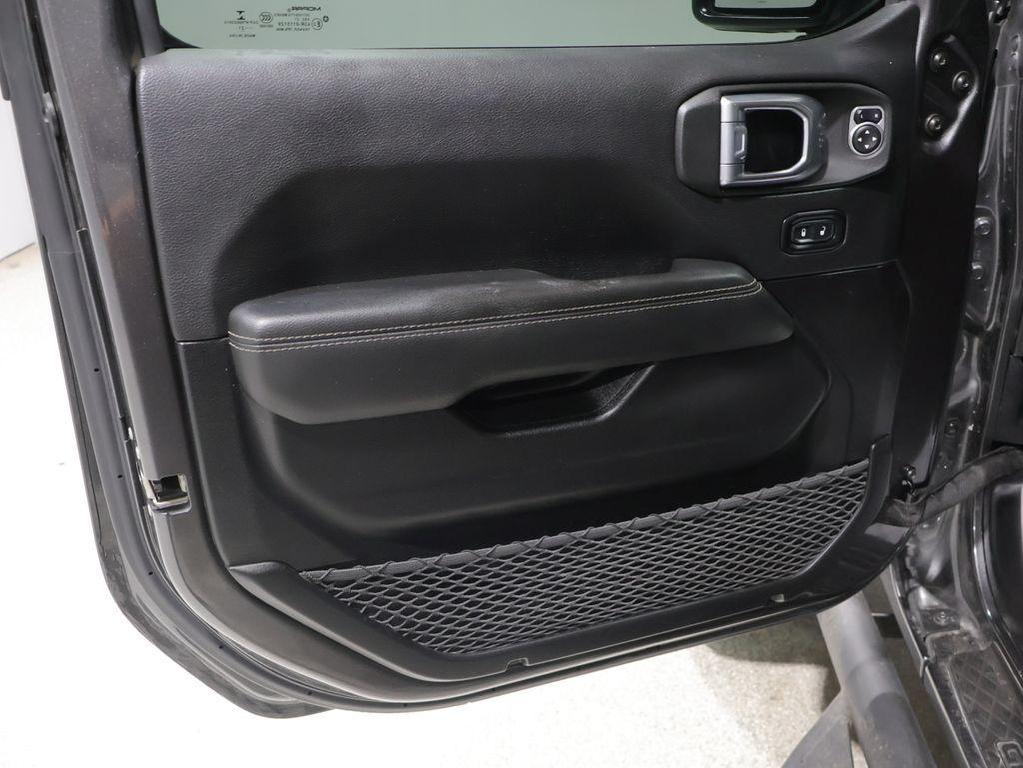 used 2021 Jeep Gladiator car, priced at $29,249