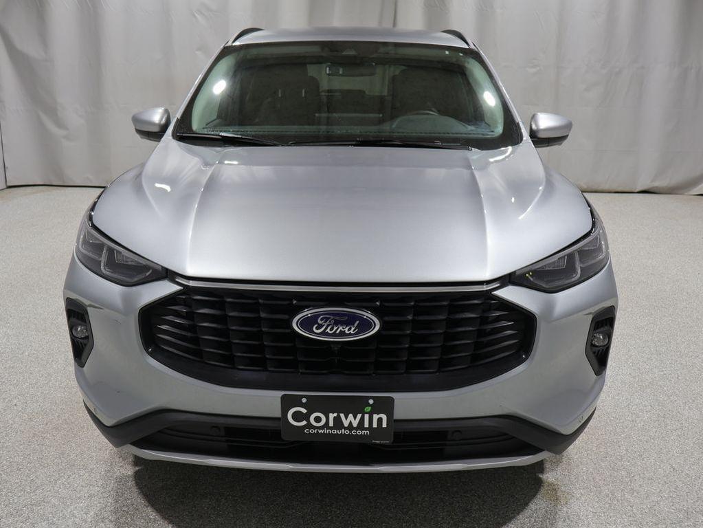 used 2024 Ford Escape car, priced at $25,643