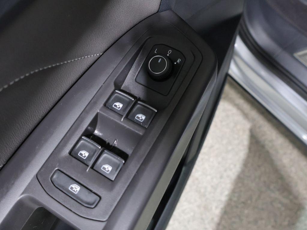 used 2022 Volkswagen Atlas car, priced at $25,998