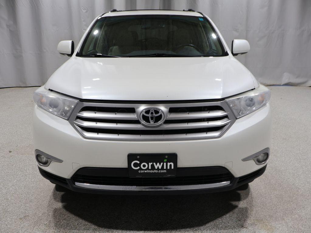 used 2013 Toyota Highlander car, priced at $10,900