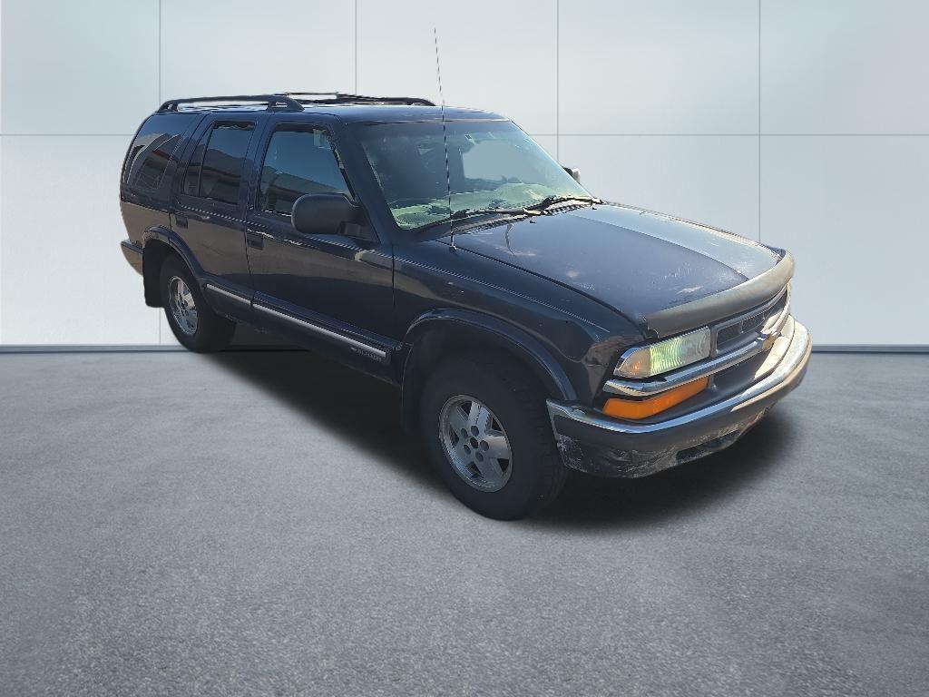 used 2000 Chevrolet Blazer car