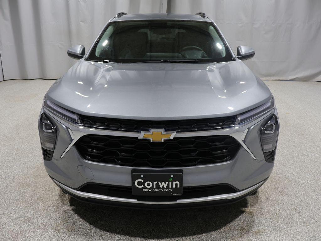 used 2025 Chevrolet Trax car, priced at $19,672
