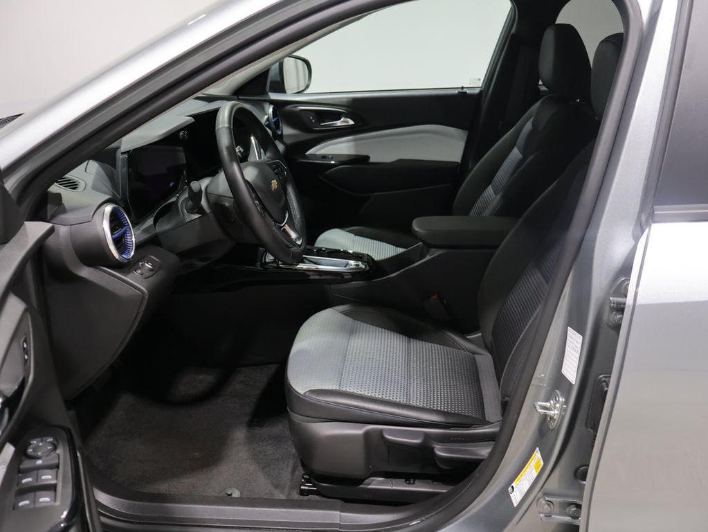 used 2025 Chevrolet Trax car, priced at $19,672