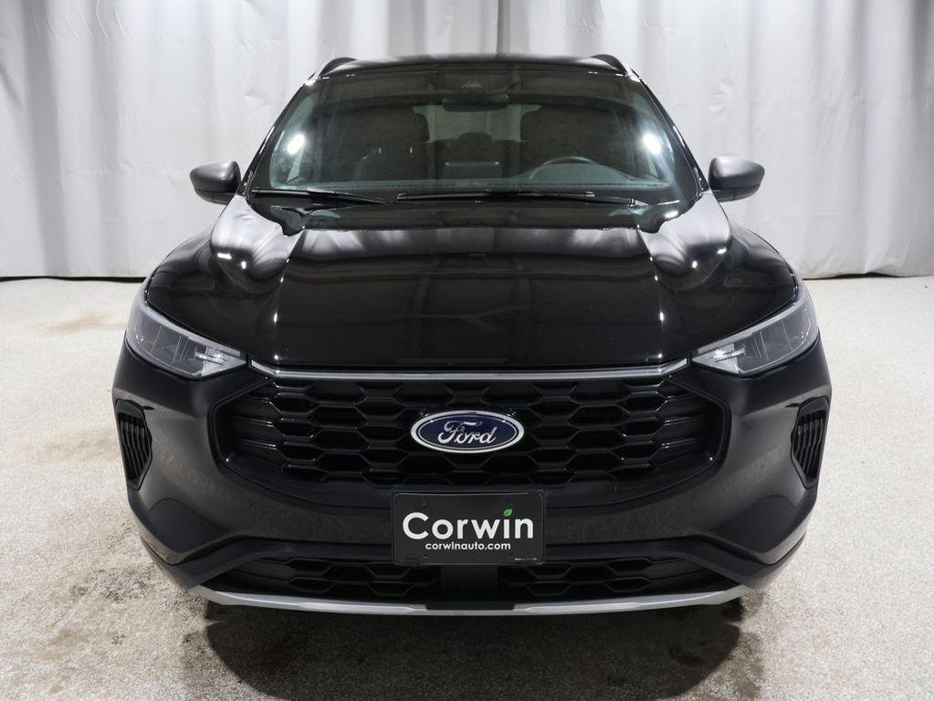 used 2024 Ford Escape car, priced at $22,185
