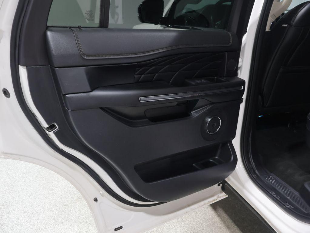 used 2019 Ford Expedition car, priced at $22,384