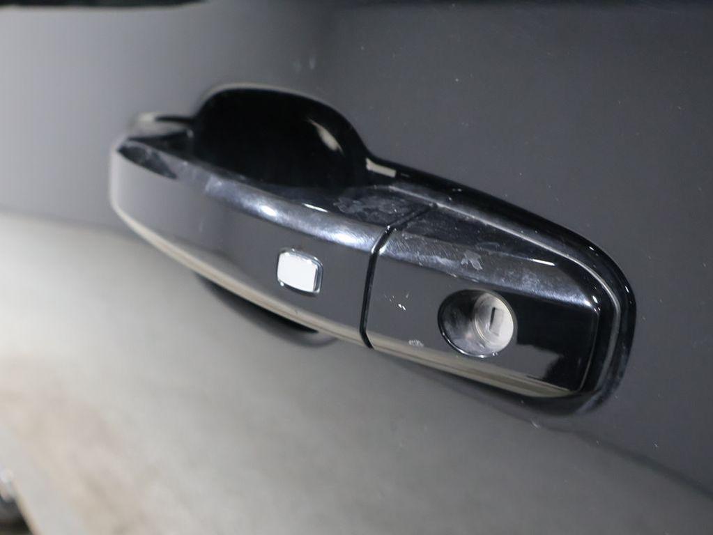 used 2021 GMC Sierra 1500 car, priced at $27,995