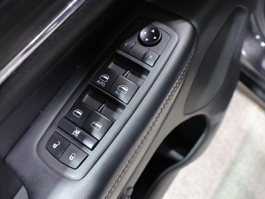 used 2021 Jeep Grand Cherokee car, priced at $21,908