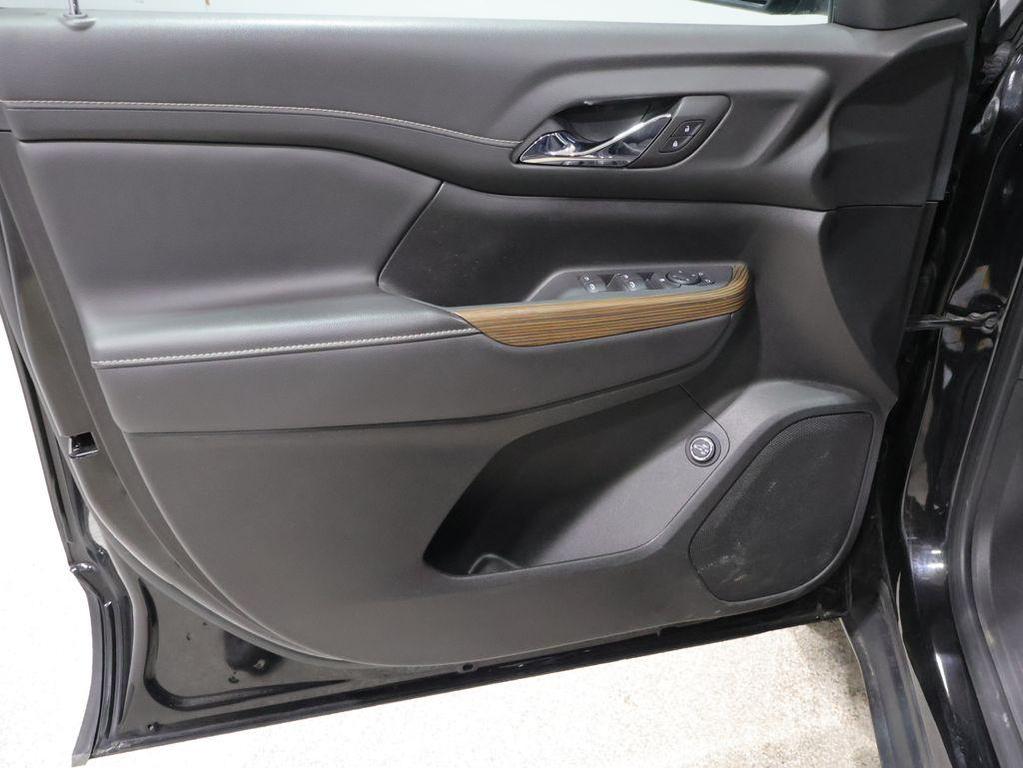 used 2023 GMC Acadia car, priced at $27,997