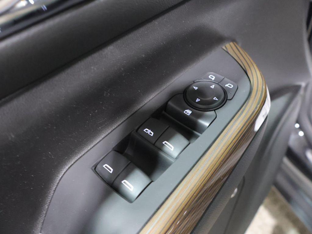 used 2023 GMC Acadia car, priced at $27,997