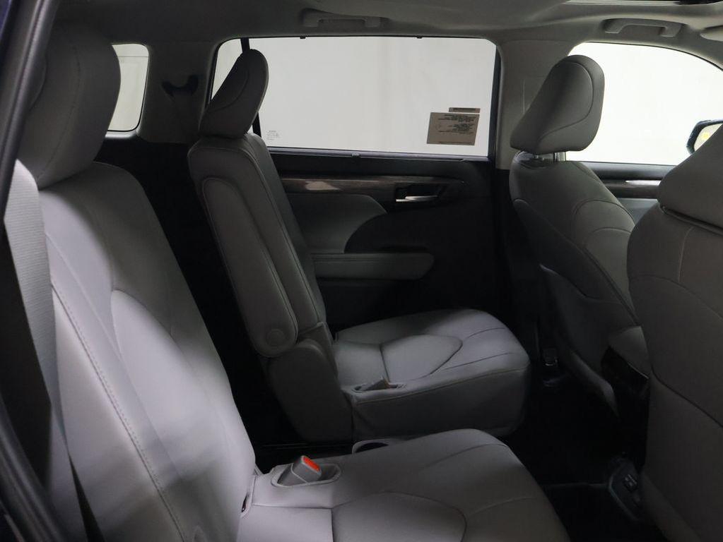 new 2026 Toyota Highlander car, priced at $53,368