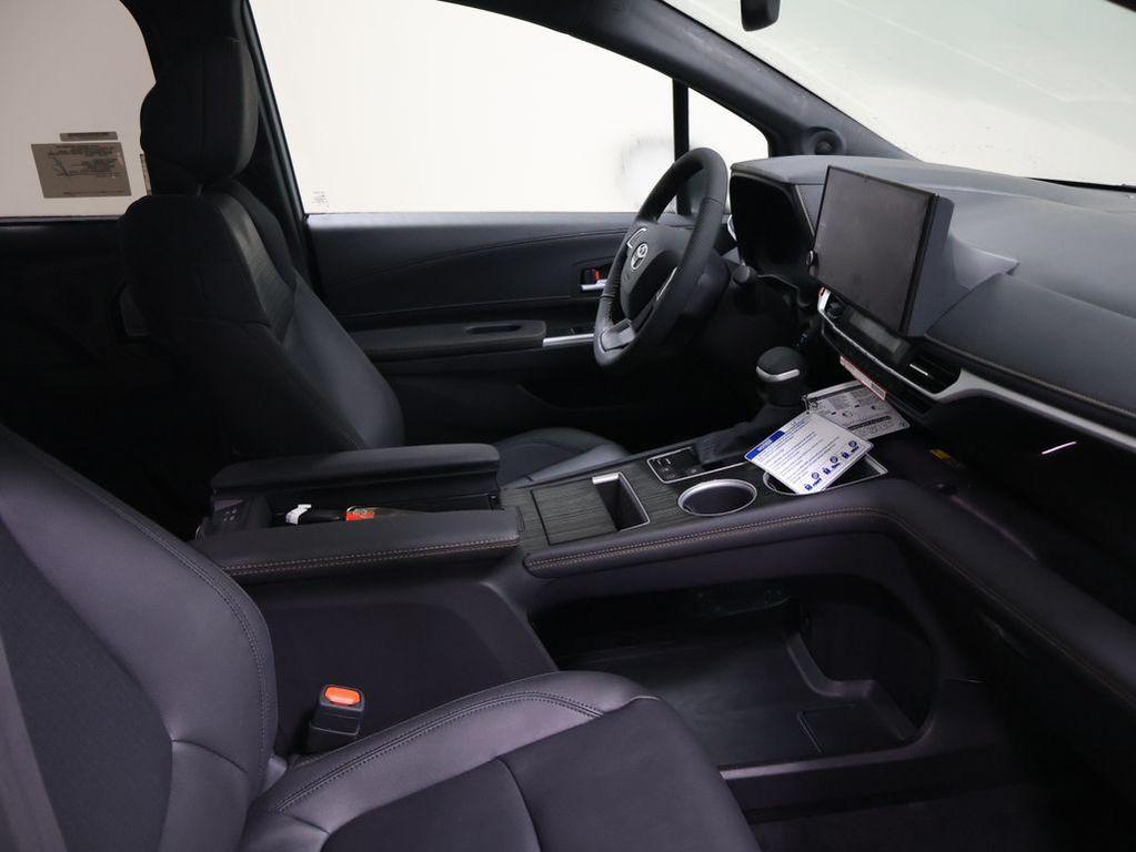new 2026 Toyota Sienna car, priced at $54,110