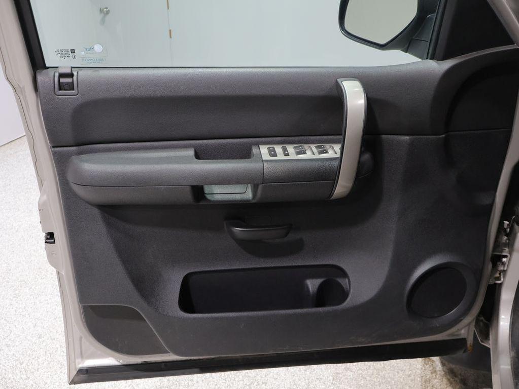 used 2009 GMC Sierra 1500 car, priced at $6,500