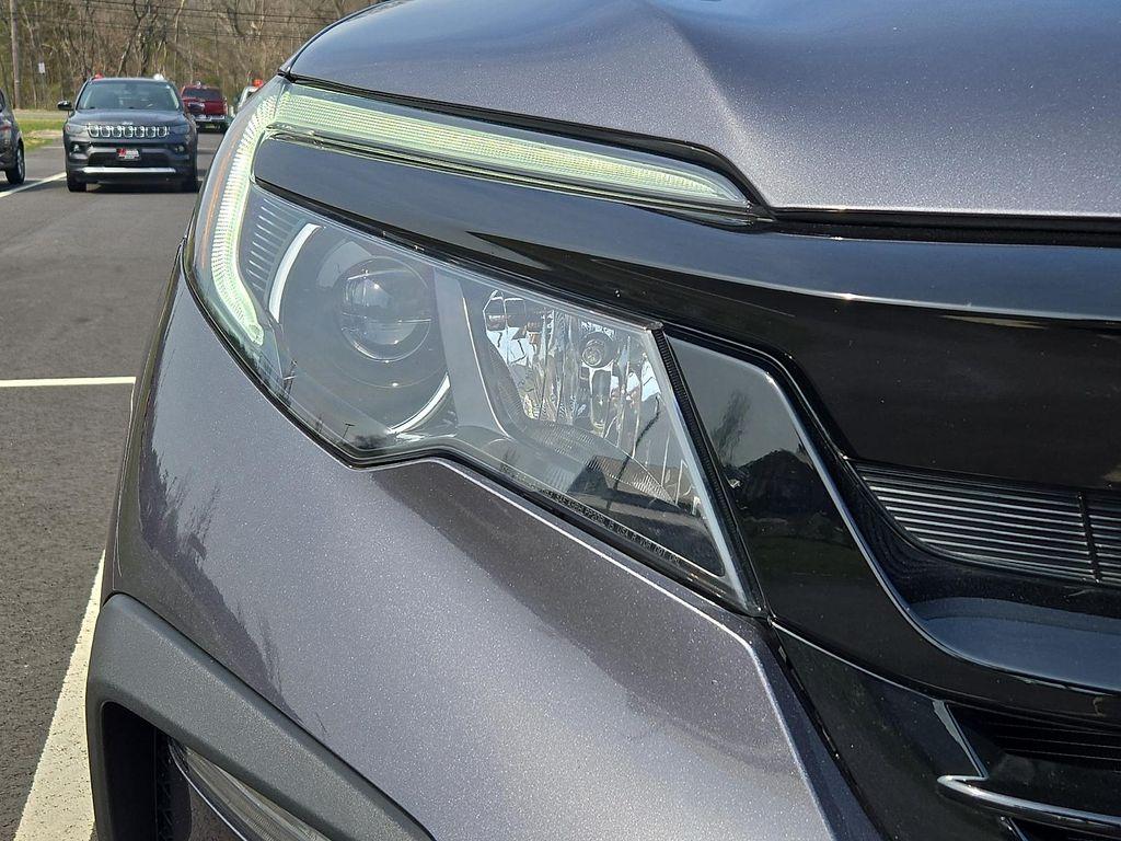used 2022 Honda Pilot car, priced at $31,698