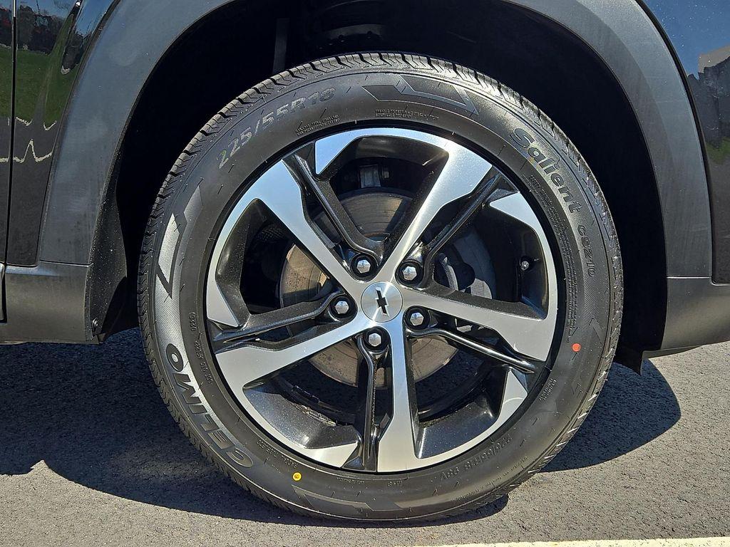 used 2024 Chevrolet Trax car, priced at $19,999