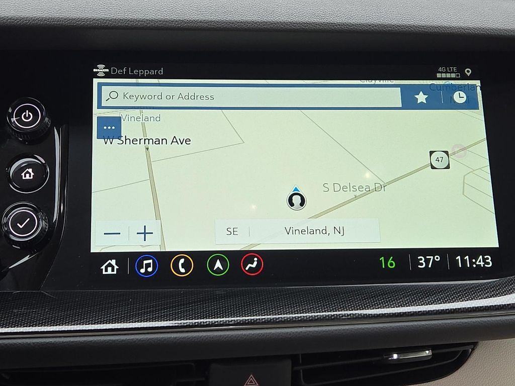 used 2022 Buick Envision car, priced at $25,999