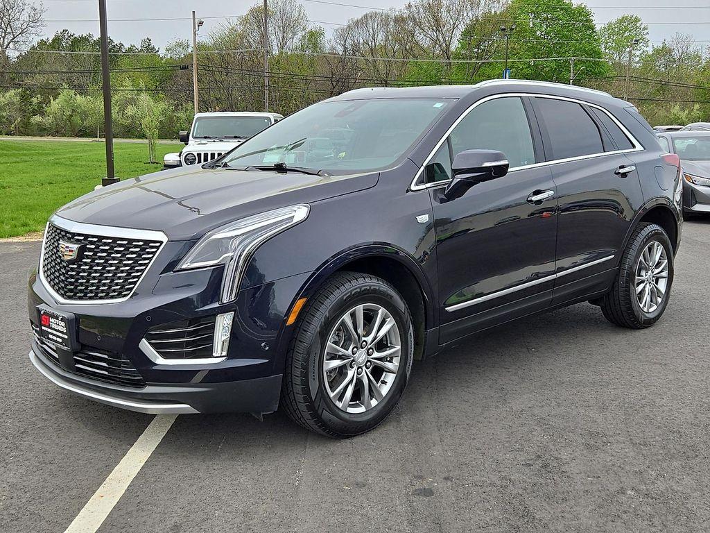 used 2021 Cadillac XT5 car, priced at $26,698