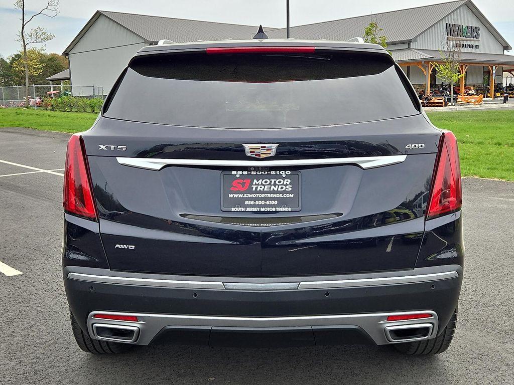 used 2021 Cadillac XT5 car, priced at $26,698