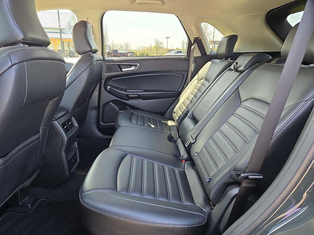 used 2024 Ford Edge car, priced at $23,999