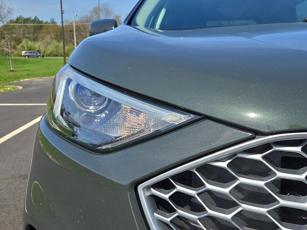 used 2024 Ford Edge car, priced at $23,999
