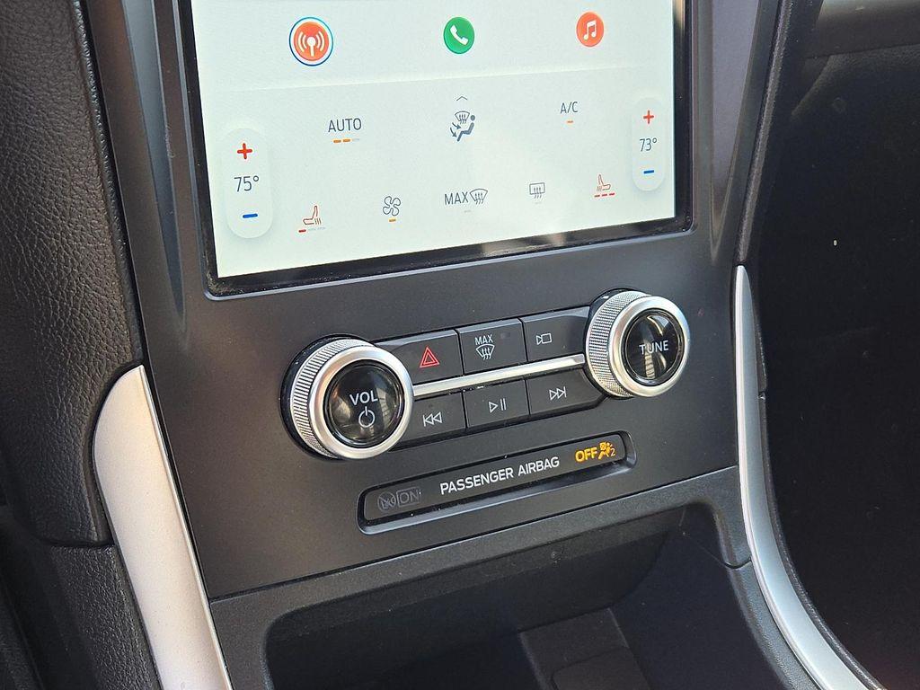 used 2024 Ford Edge car, priced at $23,999