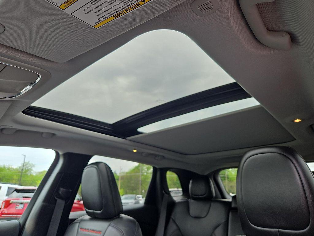 used 2021 Jeep Cherokee car, priced at $22,698