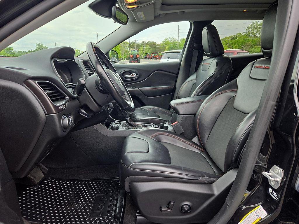 used 2021 Jeep Cherokee car, priced at $22,698